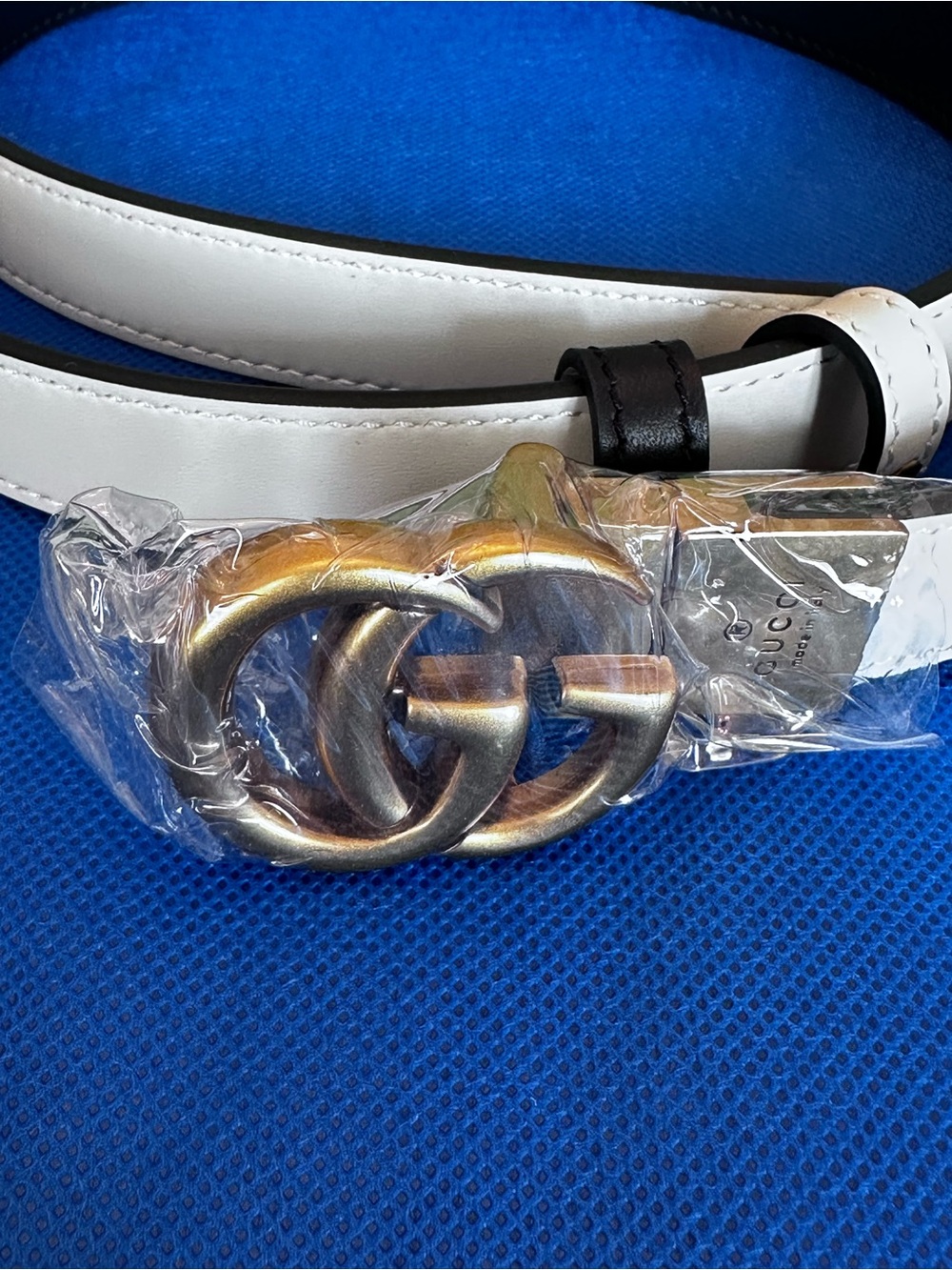 Gucci GG Marmont Reversible Thin Belt - Picture 2 of 9